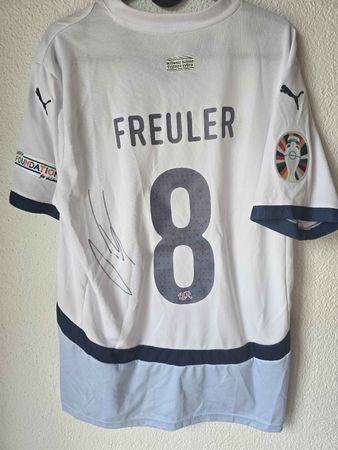 Signed Football Jersey Freuler No. 8 - Suisse National Team