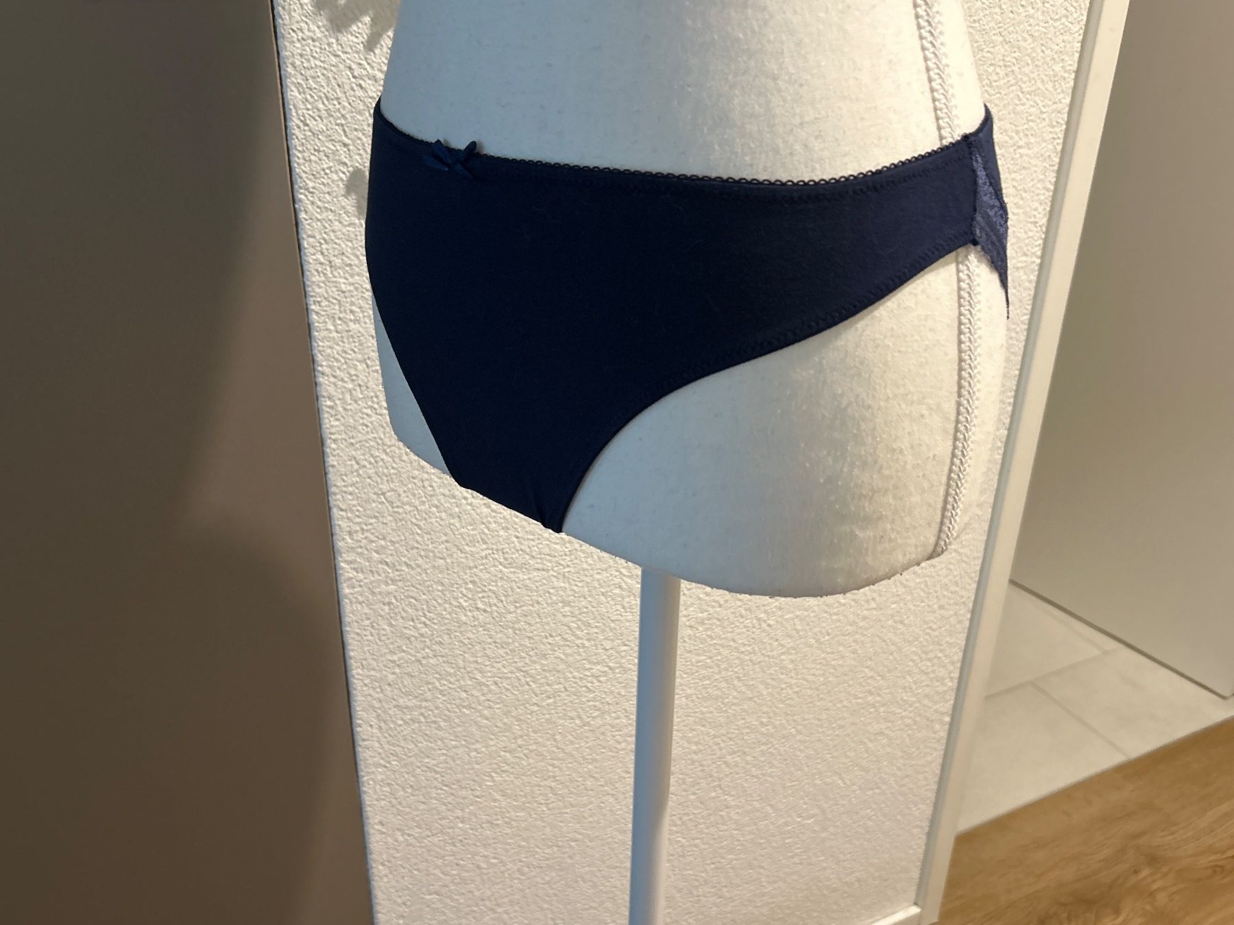 Autres dessous: Damen Slip schwarz – D'occasion à Brunnen par Nala2929 3