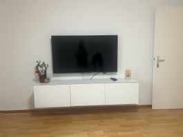 Meuble TV design blanc, parfait pour votre salon - état neuf