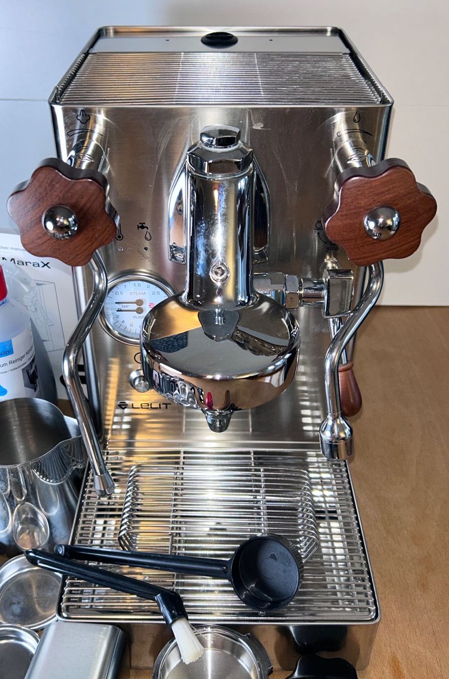 Lelit Kaffeemaschinen & Espressomaschinen: Lelit Mara PL62X mit Zubehör – Gebraucht aus Zürich von B-Easy