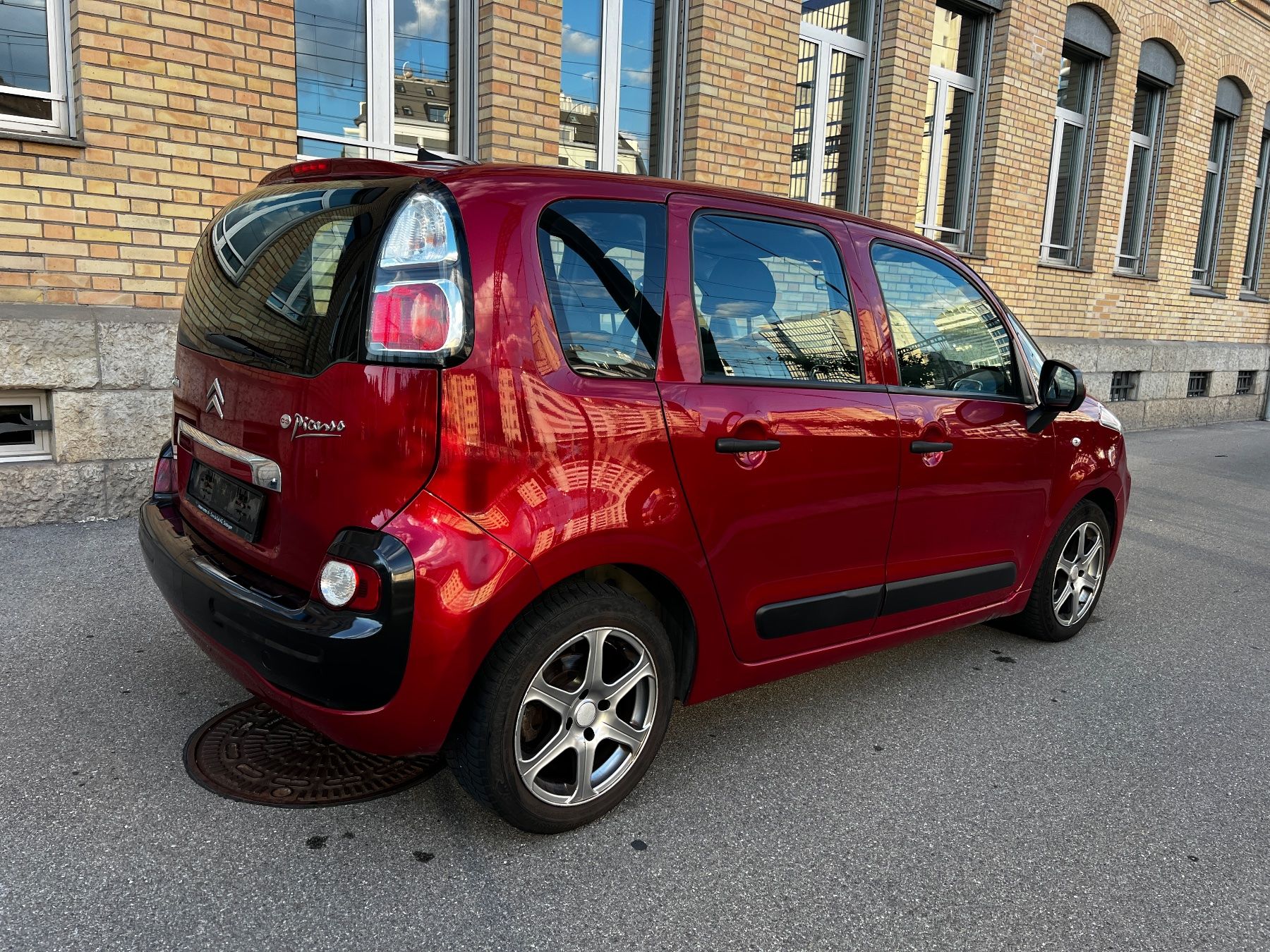 Citroën Automobili: Citroen Picasso C3 – Usato da Zürich venduto da Multistiva 1