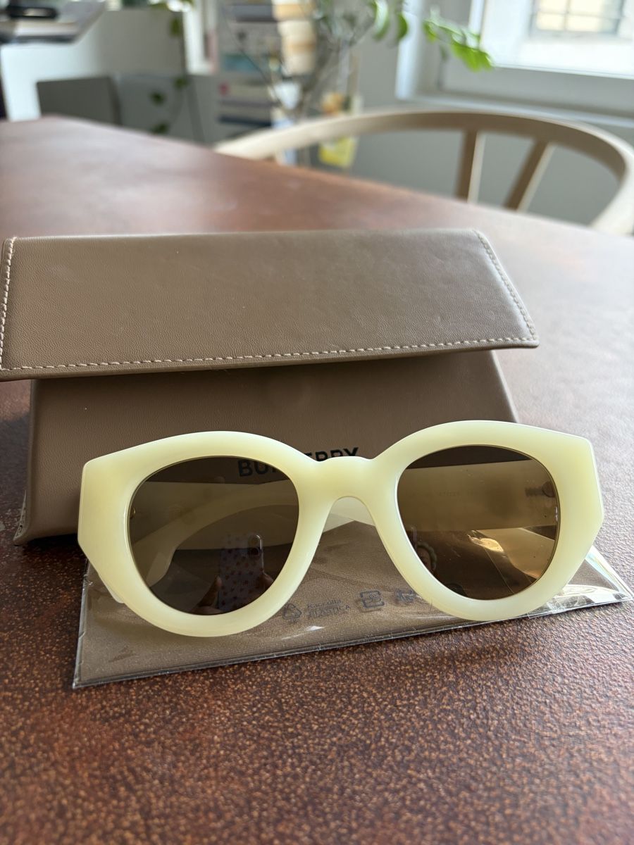 Burberry Occhiali & Lenti: Burberry Sunglasses - Special edition – Nuovo (secondo la descrizione) da Zürich venduto da Sonikasantos 2