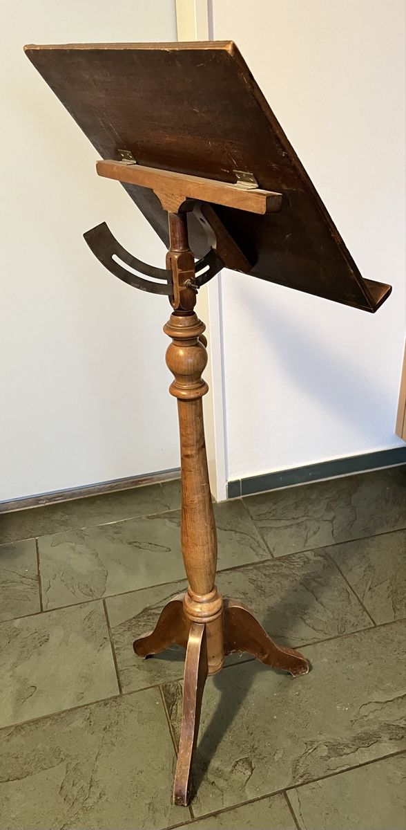 Cavalletti: Antique Wooden Music Stand Adjustable Height & Angle – Usato da Erlenbach ZH venduto da waage77 2
