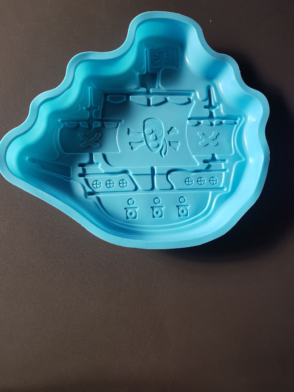 Backformen: Backform Silikon Piratenschiff – Neu (gemäss Beschreibung) aus Biberist von Fxwg1340 1