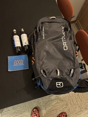 Ortovox Ascent 30 Avabag sac à dos avalanche + 2 cartouches!