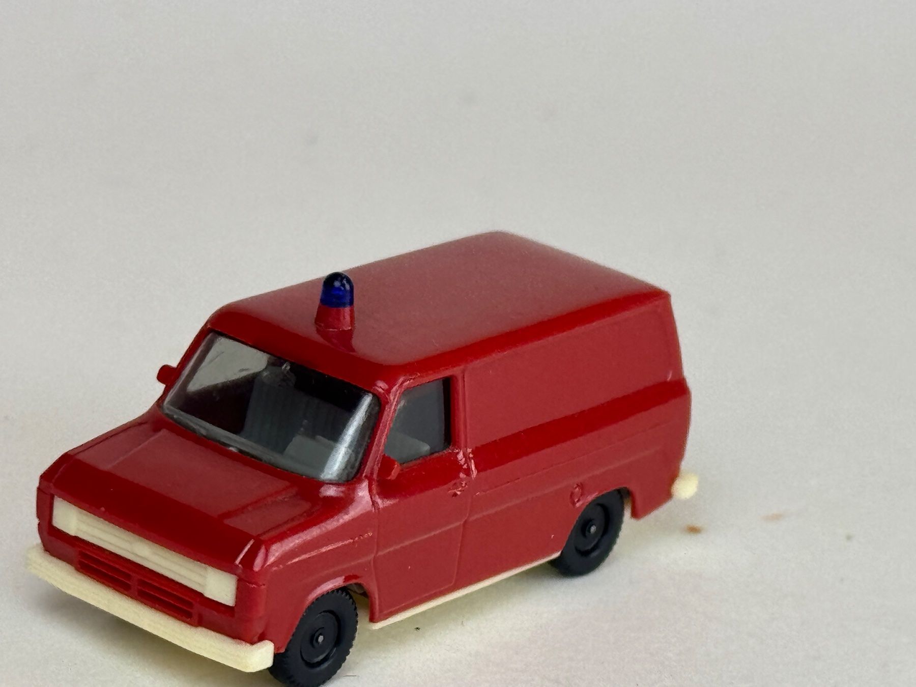Herpa Voitures modèles: Herpa Ford Transit Feuerwehr – D'occasion à Elm par Wikmtz