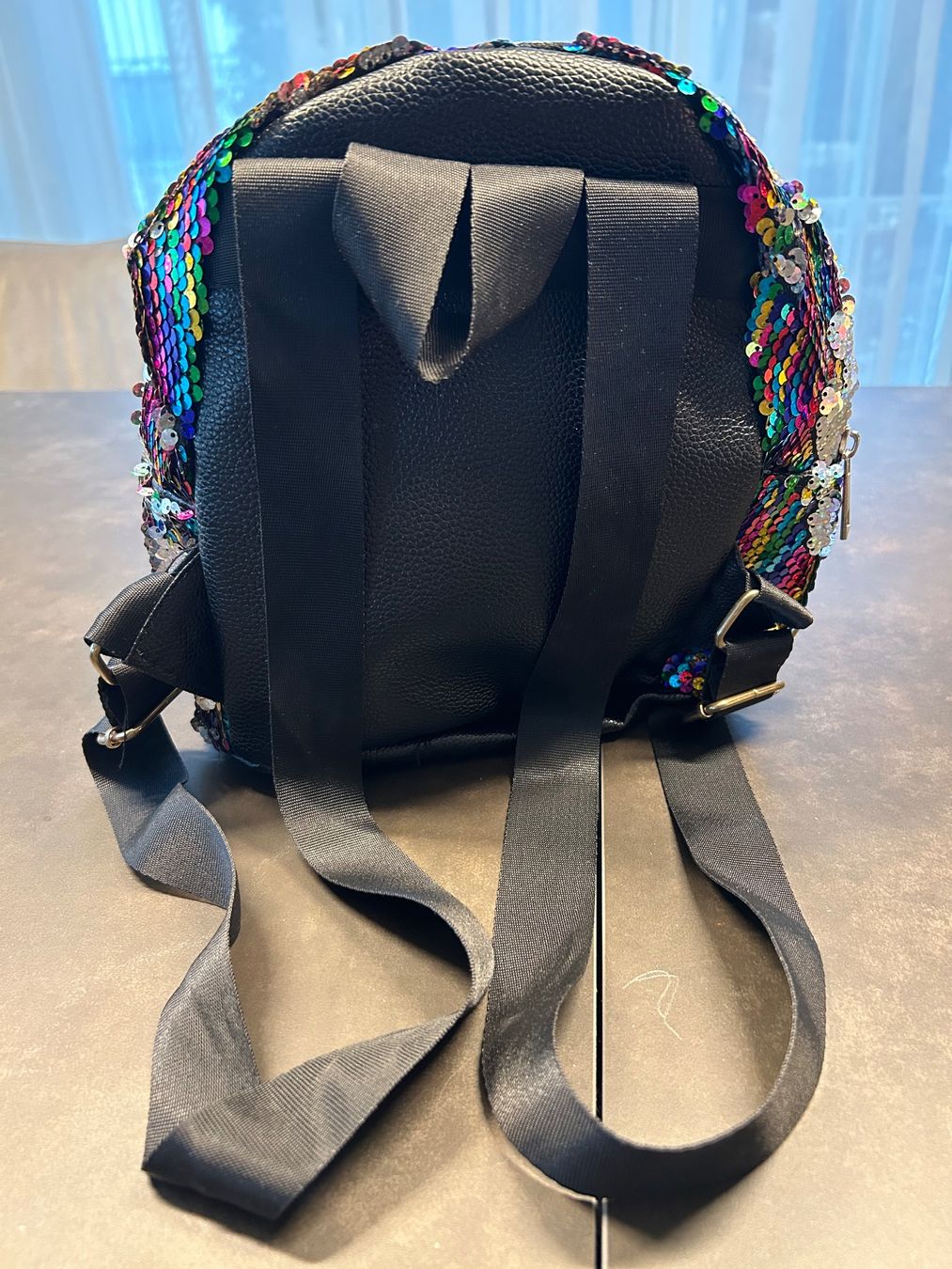 Borse & Zaini: Glitzer Rucksack mit Bär-Motiv – Usato da Sulz AG venduto da FantasyHouse 1