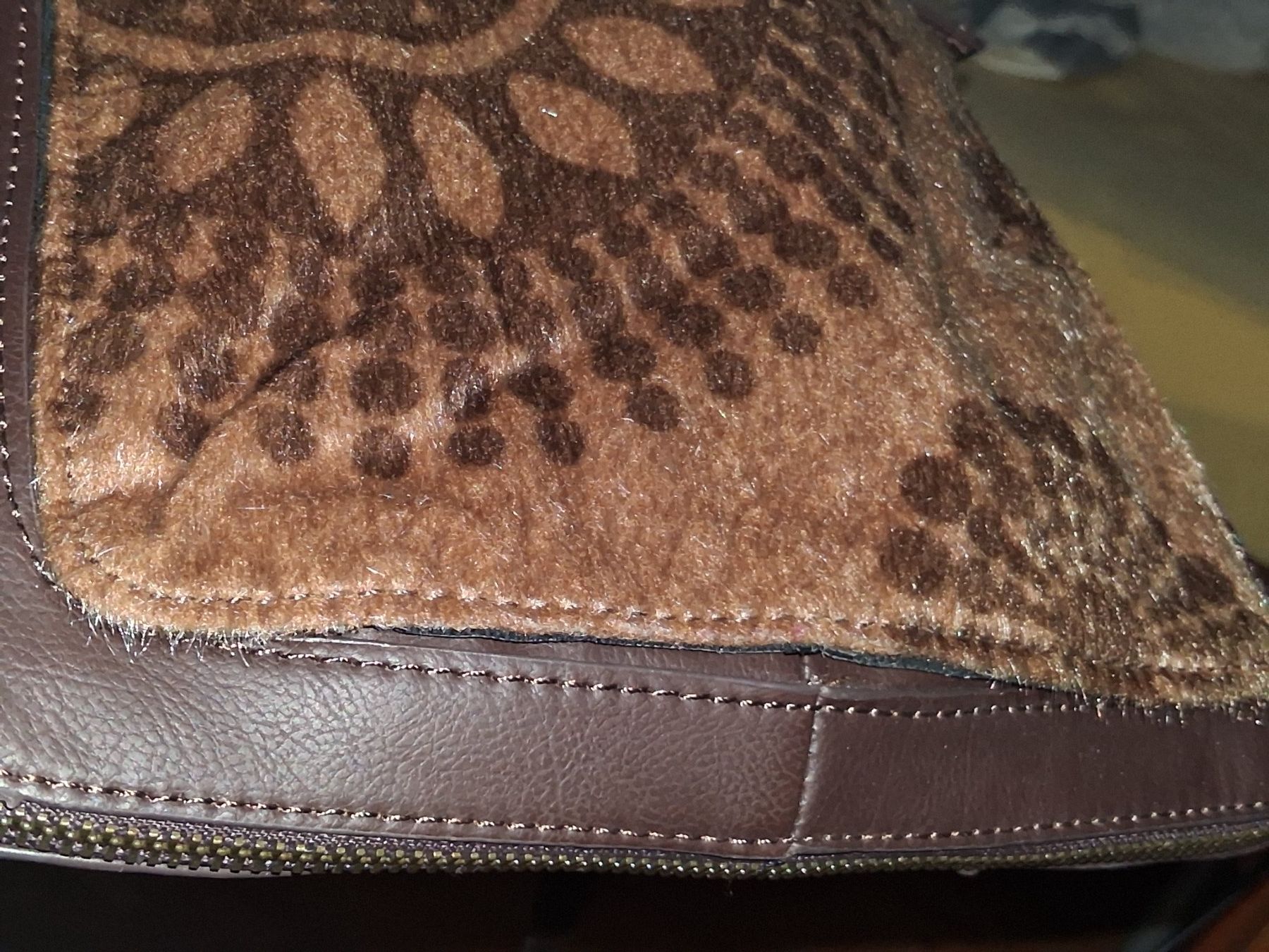 Desigual Sacs femmes: DESIGUAL Tasche – D'occasion à Wetzikon ZH par med_2y76 1