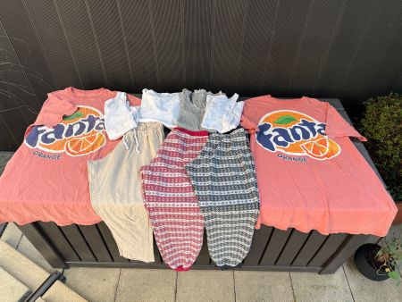 Kleiderpaket Grösse M - bequemes zum Schlagen