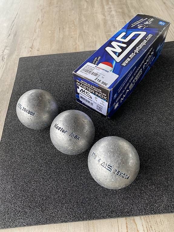 Jeux: Boules de Pétanque MS – D'occasion à Boécourt par mn2006