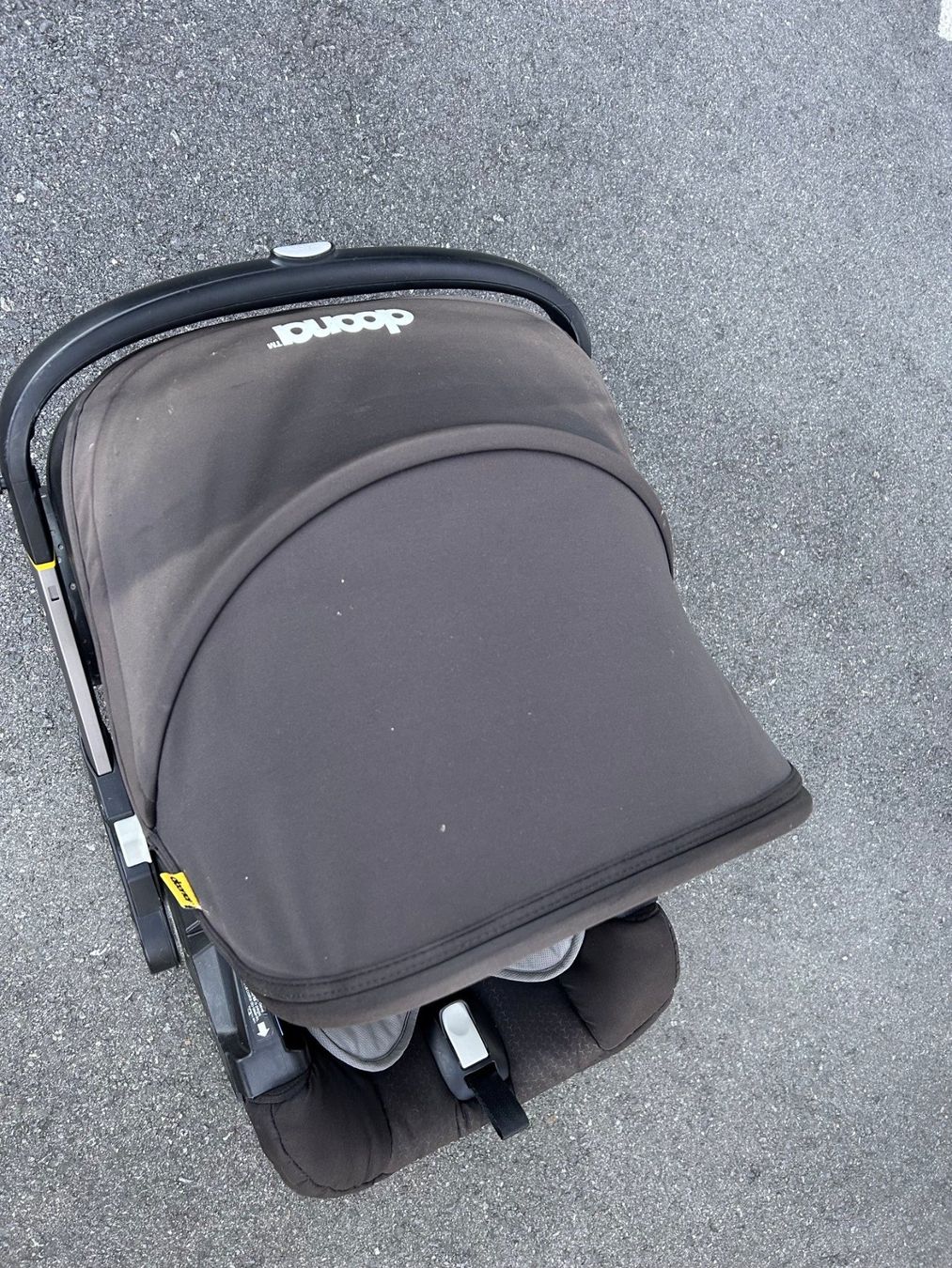 Doona Kinderwagen: Doona Kinderwagen mit Isofix Basis – Gebraucht aus Felsberg von saja00 2