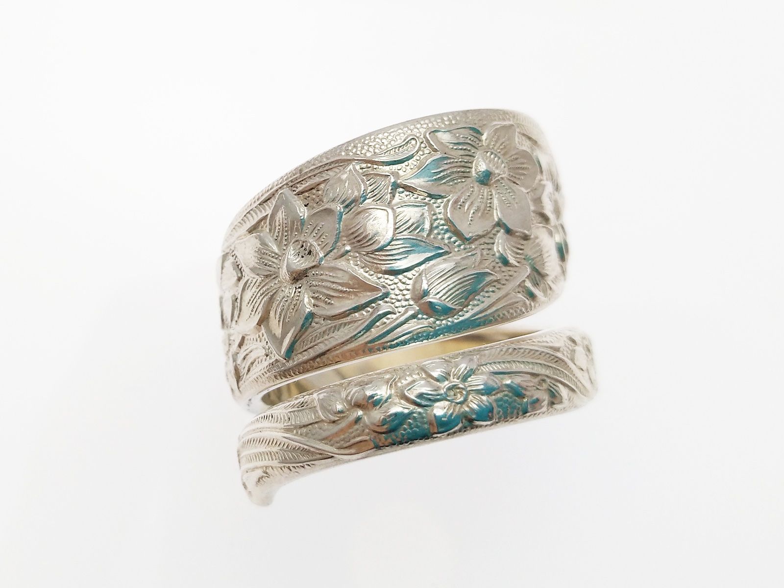 Anelli: offener Jugendstil Silberring mit Narzissen Blumendesign – Nuovo e nell'imballaggio originale da Meilen venduto da Byrd-bijoux