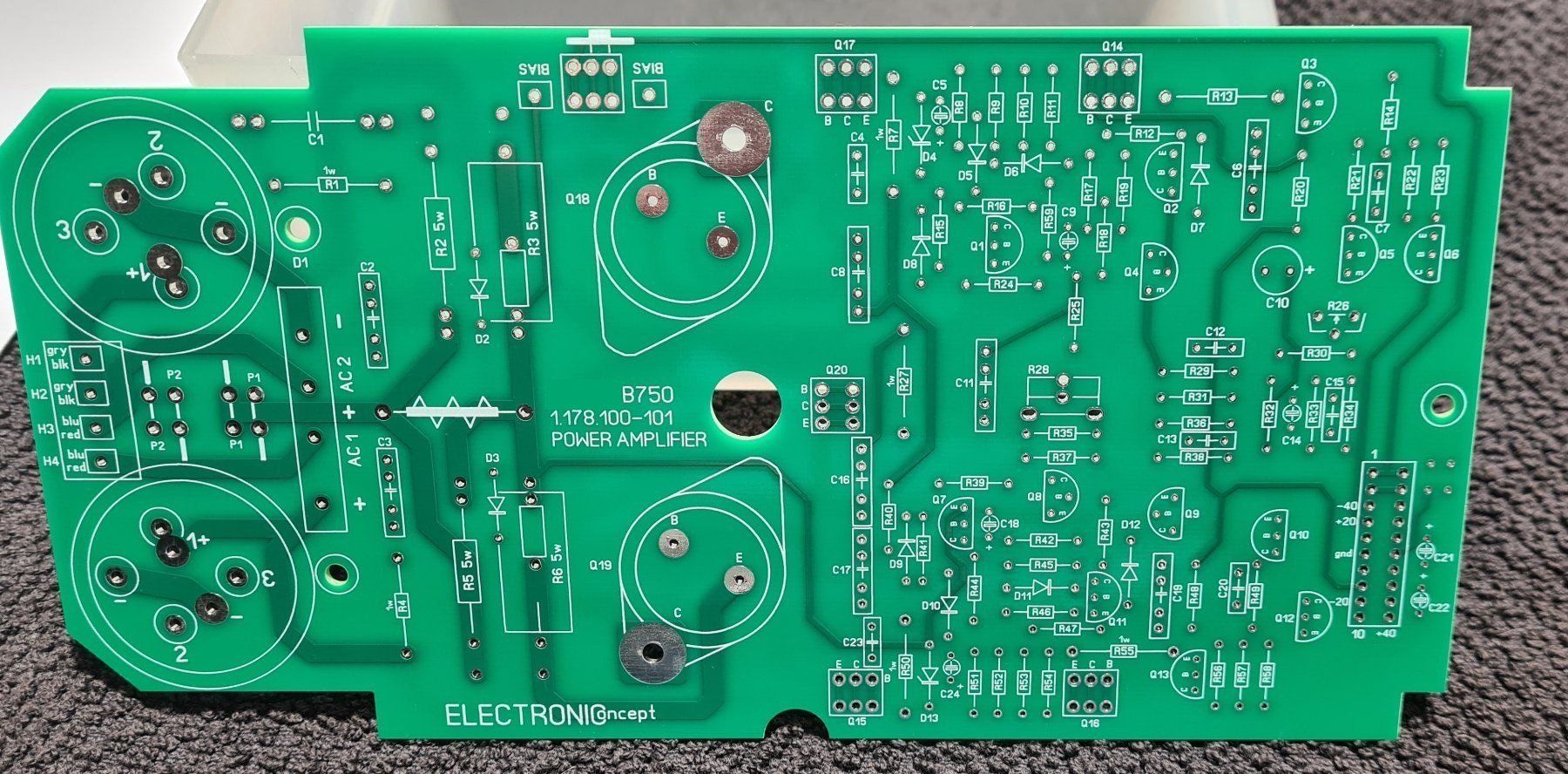 Revox Amplificatori: PCB Power Amplifier Revox B750 MKI-MKII (without component) – Nuovo e nell'imballaggio originale da St-Cierges venduto da Pestol