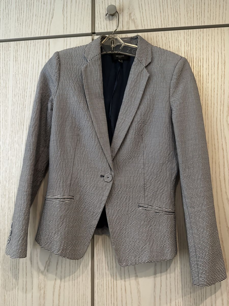 Mango Jacken: Mango Suit Blazer gestreift – Gebraucht aus Wermatswil von -secondchance-