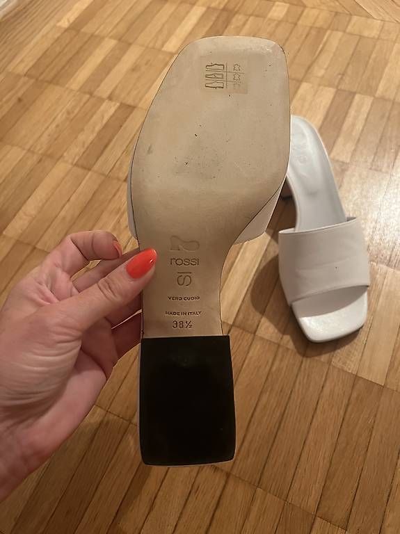 Scarpe da donna: Sandalen - Schuhe Sergio Rossi Gr.38,5  – Usato da Zürich venduto da han_tjg5 3
