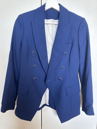 Blazer blue, size 32. 98% wool, 2% elastane. 