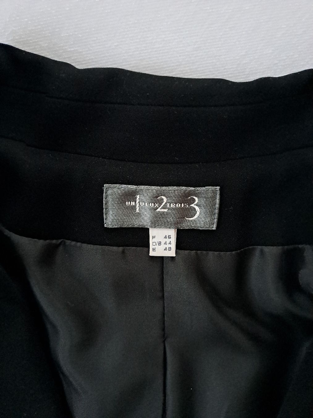 Anzüge & Kostüme: Ensemble tailleur noir marque 1.2.3, taille 44, parfait état – Neu (gemäss Beschreibung) aus Denens von Chanchantevend 7