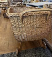 Weidekorb auf Räder - Kinderbett