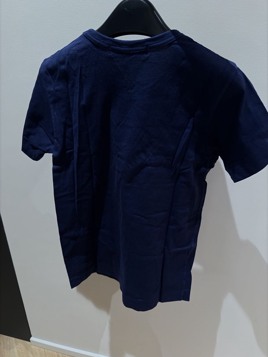 Comme Des Garcons T-shirt: Comme des Garcons T-Shirt Navy – Usato da Thalwil venduto da kirakirashop 1