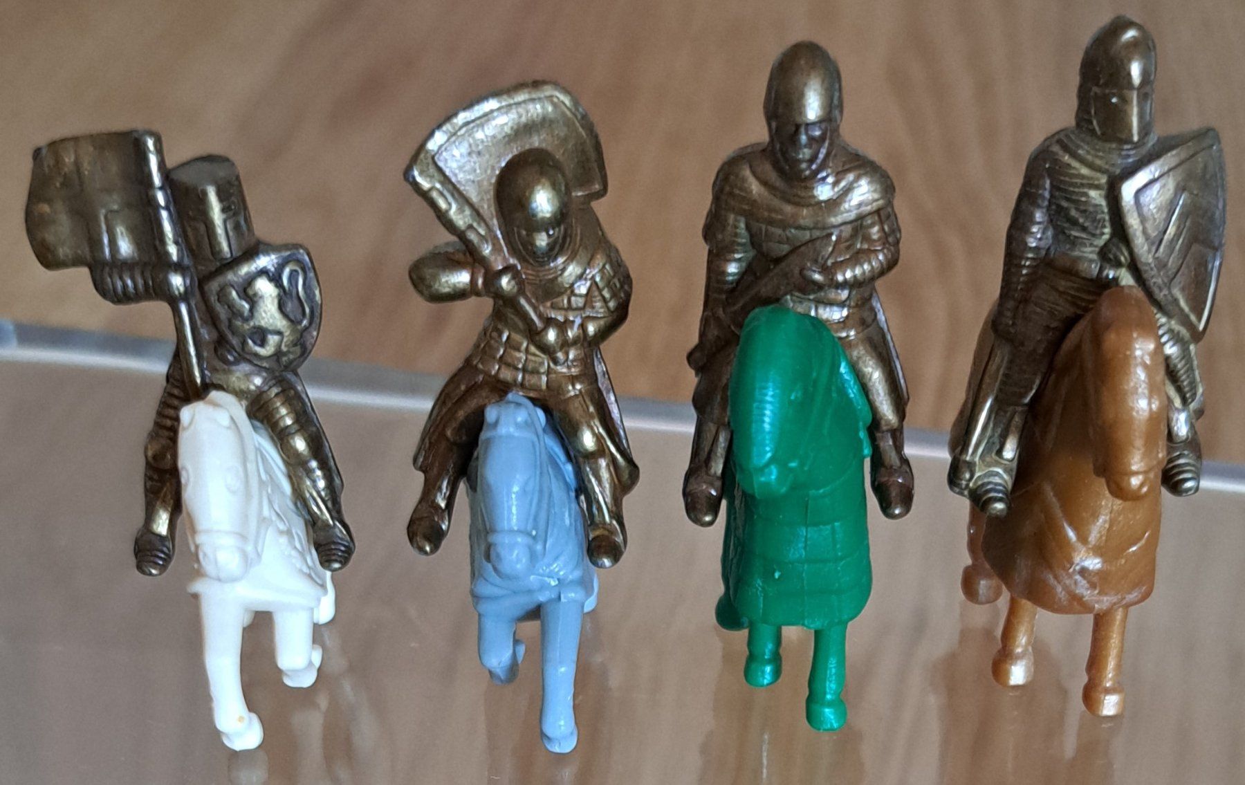 Statuette: 4x Ritter zu Pferd 1996 Kupfer – Usato da Tenniken venduto da mik_6mxg 4