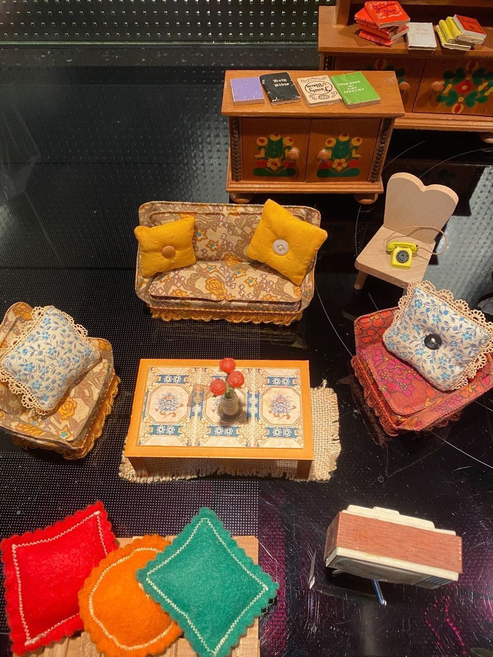 Holzartikel: Puppenhaus Möbel – Gebraucht aus Zeiningen von Rakkon1 5