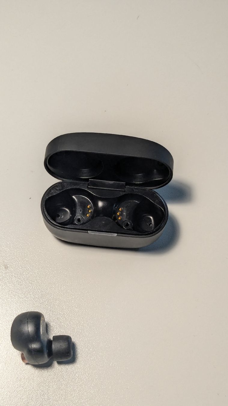 Sony Cuffie: Sony WF-1000XM4 Kopfhörer – Usato da Pratteln venduto da Wunderpfitz 1