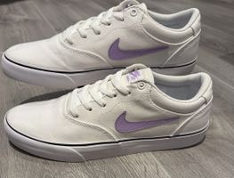Nike SB Charge Canvas Skate Shoes White/Lilac, Size 42