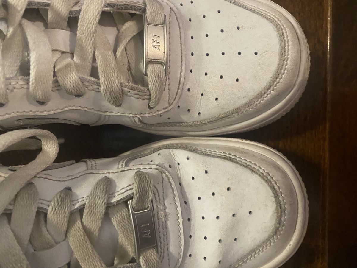 Nike Schuhe für Jungen: Nike Air 35.5 – Gebraucht aus Le Noirmont von Chreeba 1