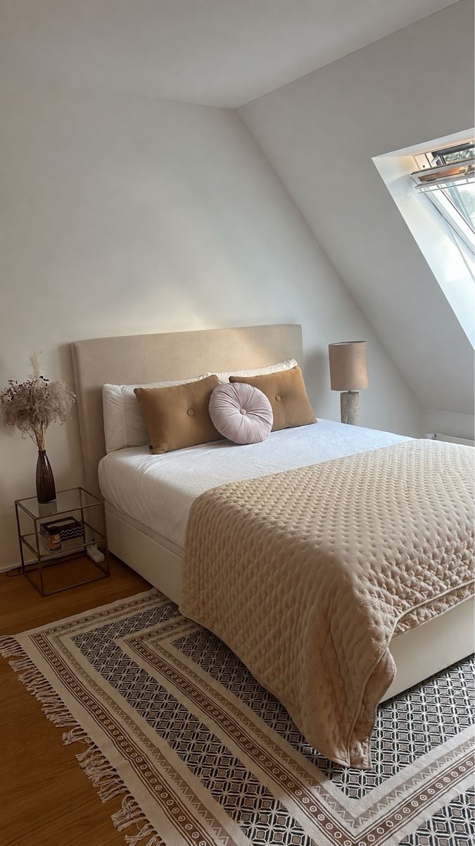 Letti: Zara home linen headboard – Usato da Zürich venduto da mar_jqz5