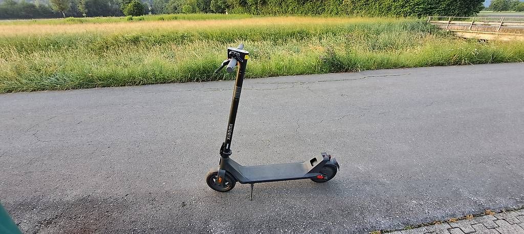 Xiaomi Kickboard: Xiaomi Electric Scooter 4 Lite 2. Generation – Nuovo (secondo la descrizione) da Salez venduto da VIDIAS