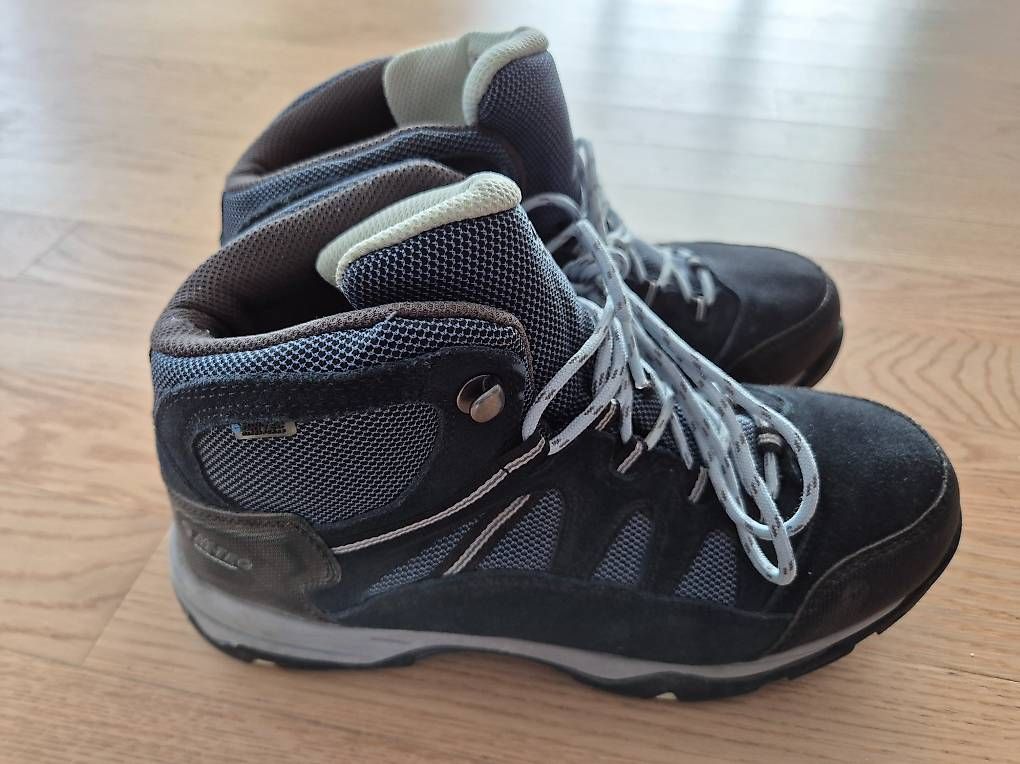 Hi-Tec Scarpe da uomo: Wanderschuhe HI TEC Gr.42 – Usato da Stäfa venduto da Arjen2011 1