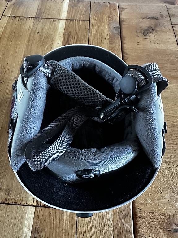 Caschi: Bollé Damen Skihelm – Usato da Auenstein venduto da Crufi 3