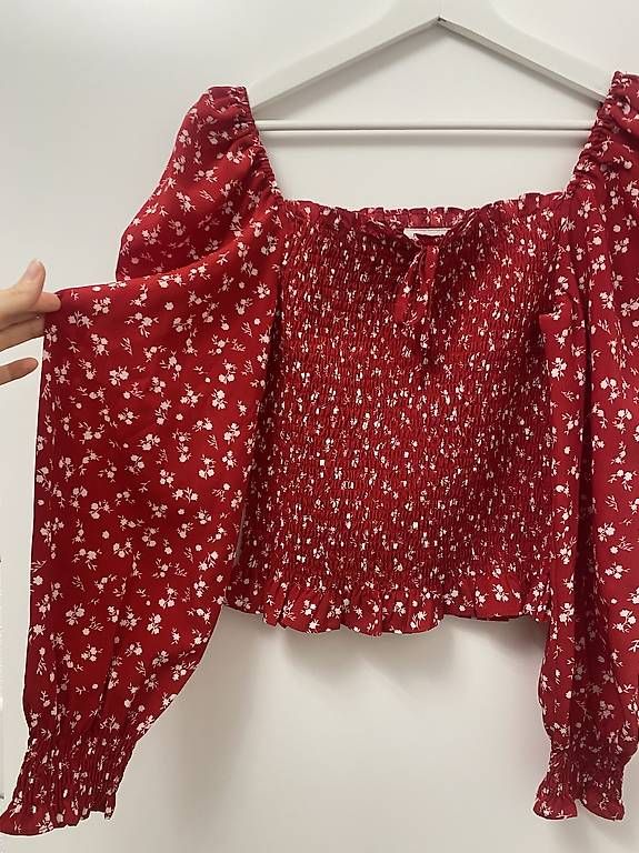 Blusen: Blumenmuster Oberteil – Gebraucht aus Gerzensee von mil_792n 1