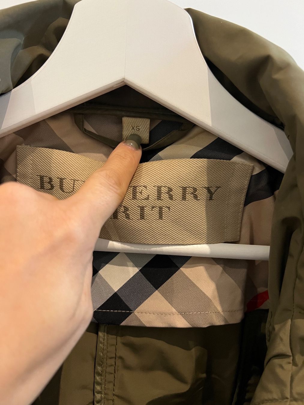 Burberry Jacken: Burberry Leichte Jacke – Neu (gemäss Beschreibung) aus Berschis von  4