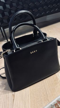DKNY Handtasche Schwarz