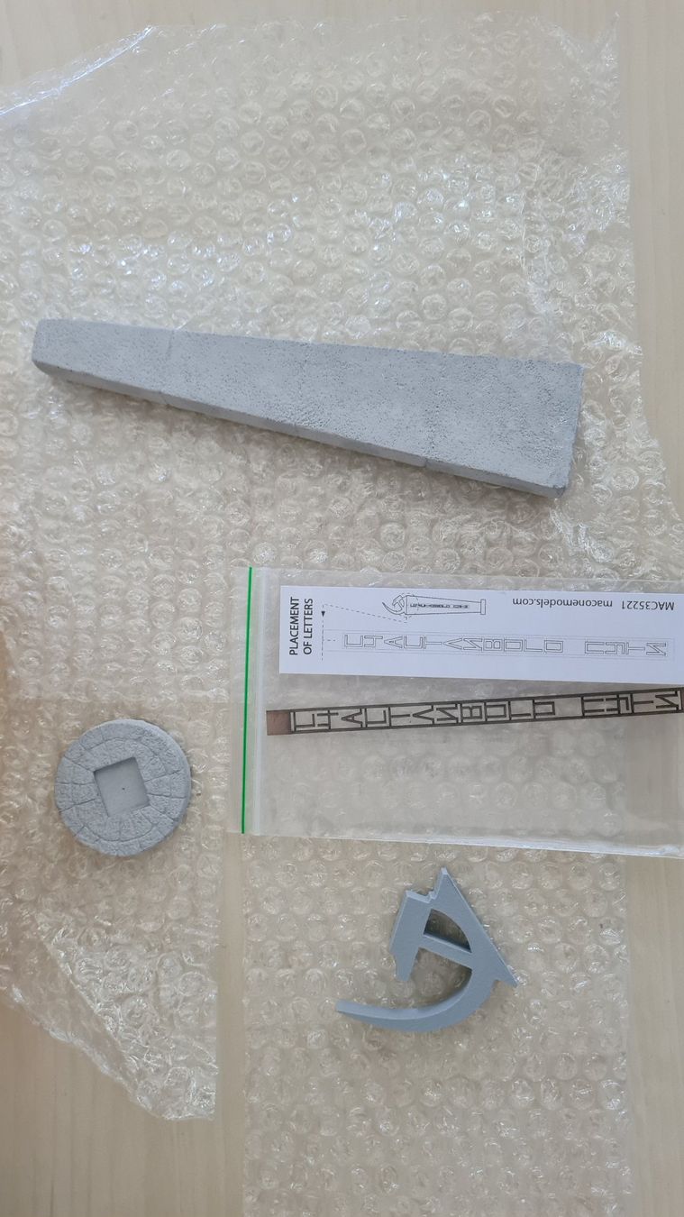 Kit di modellismo & Modellini statici: 1:35 Ukrainian/Soviet monument for diorama - MAC35221 – Nuovo (secondo la descrizione) da Bassersdorf venduto da jackbmw 1