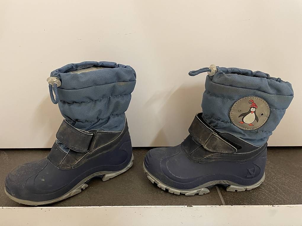 Scarpe per ragazzi: Gummistiefel Grösse 28 – Usato da Brütten venduto da Snowkiwi
