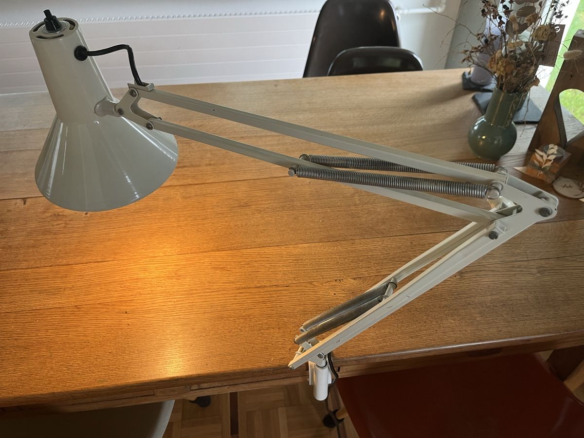 Lampade: Drei Architektenlampe 1 Preis – Usato da Oberkirch LU venduto da Threestar 2