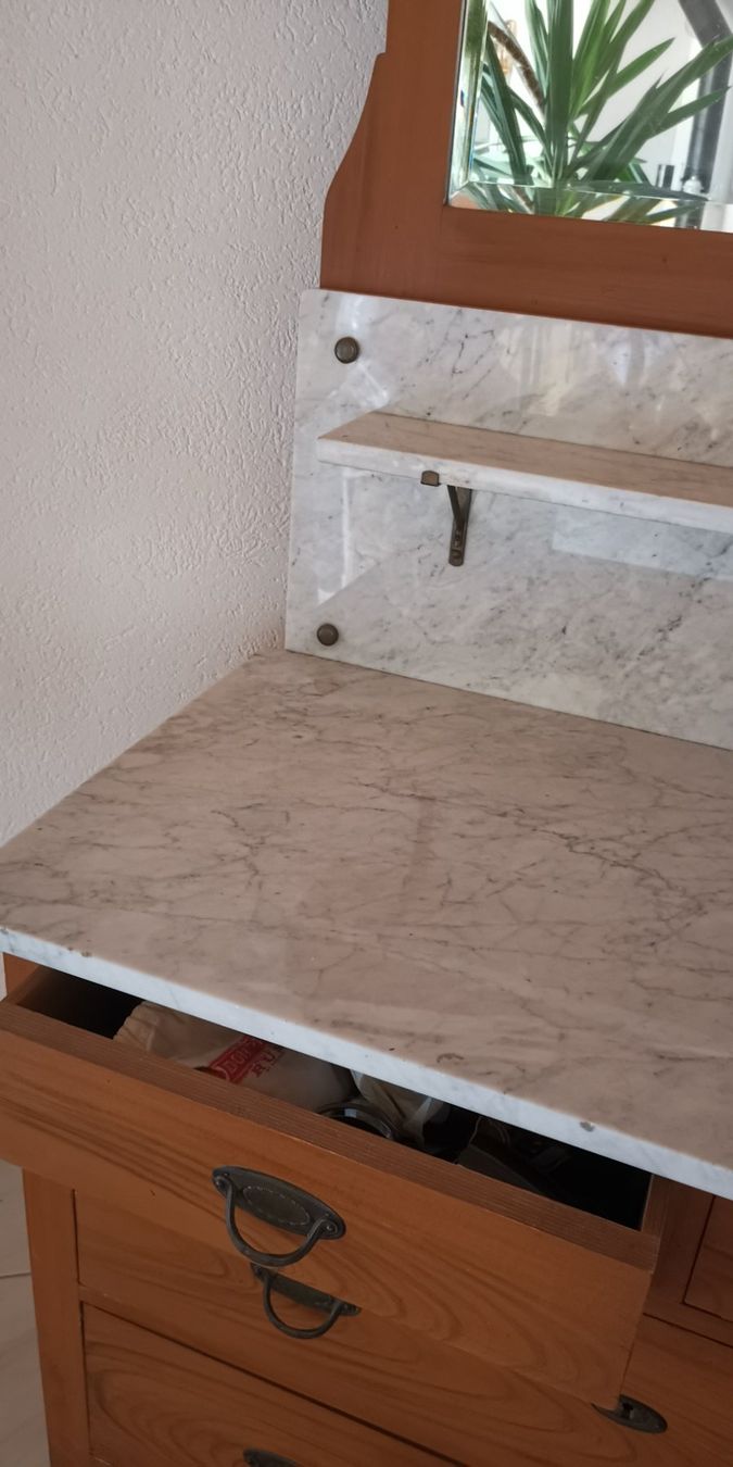 Commodes: Anrichte, Kommode – D'occasion à Hausen AG par inf_c5y7 1
