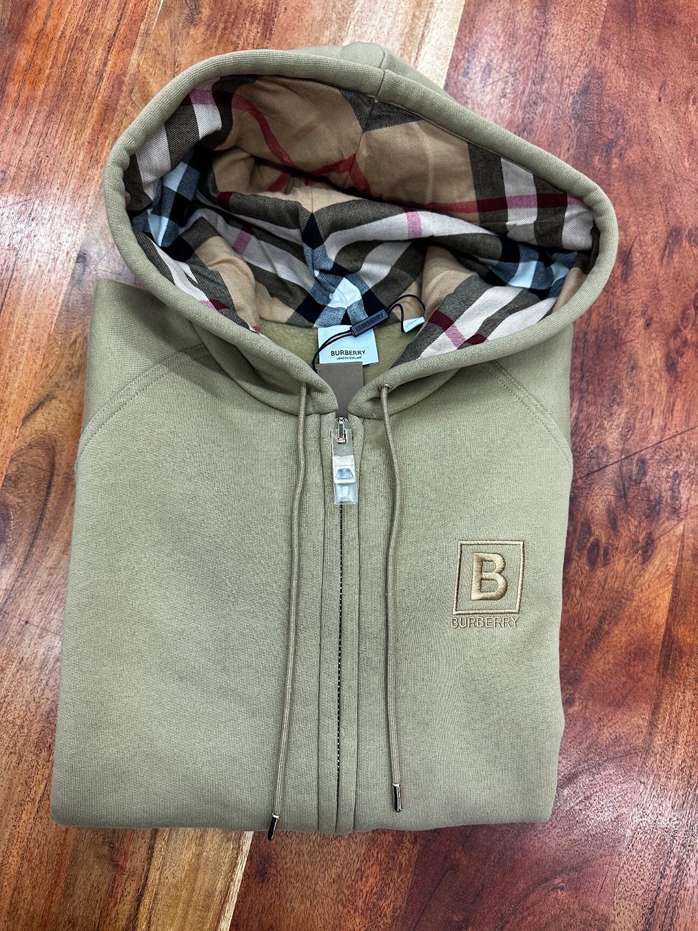 Maglioni & Felpe: Burberry Dame Pullover. NP 940.- – Nuovo e nell'imballaggio originale da Lachen SZ venduto da HelvetiaLuxury 1