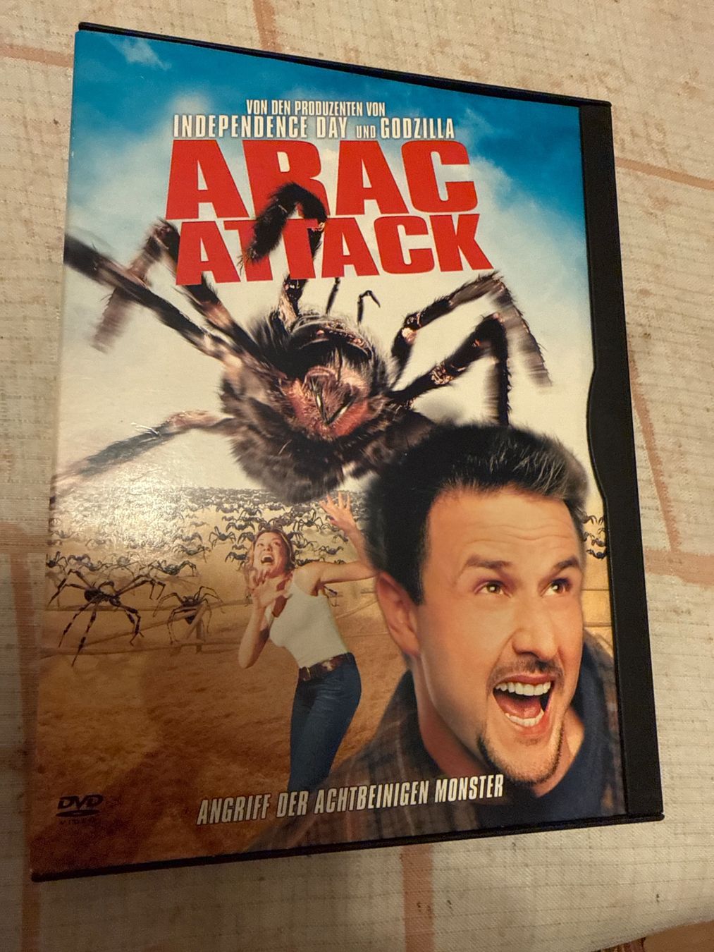 Alle DVDs: Arac Attack - Spinnen Horror-Spass, Top! – Gebraucht aus Schaffhausen von D-MAC