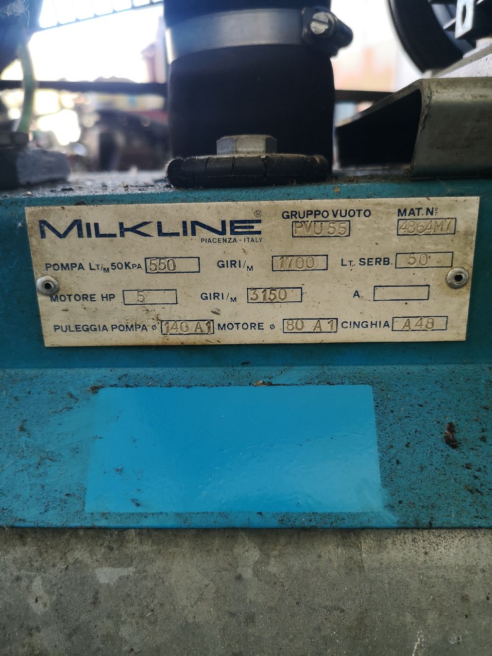 Toutes les machines: Melkmaschine Milk line  – D'occasion à Unterseen par 34unterseen34 2