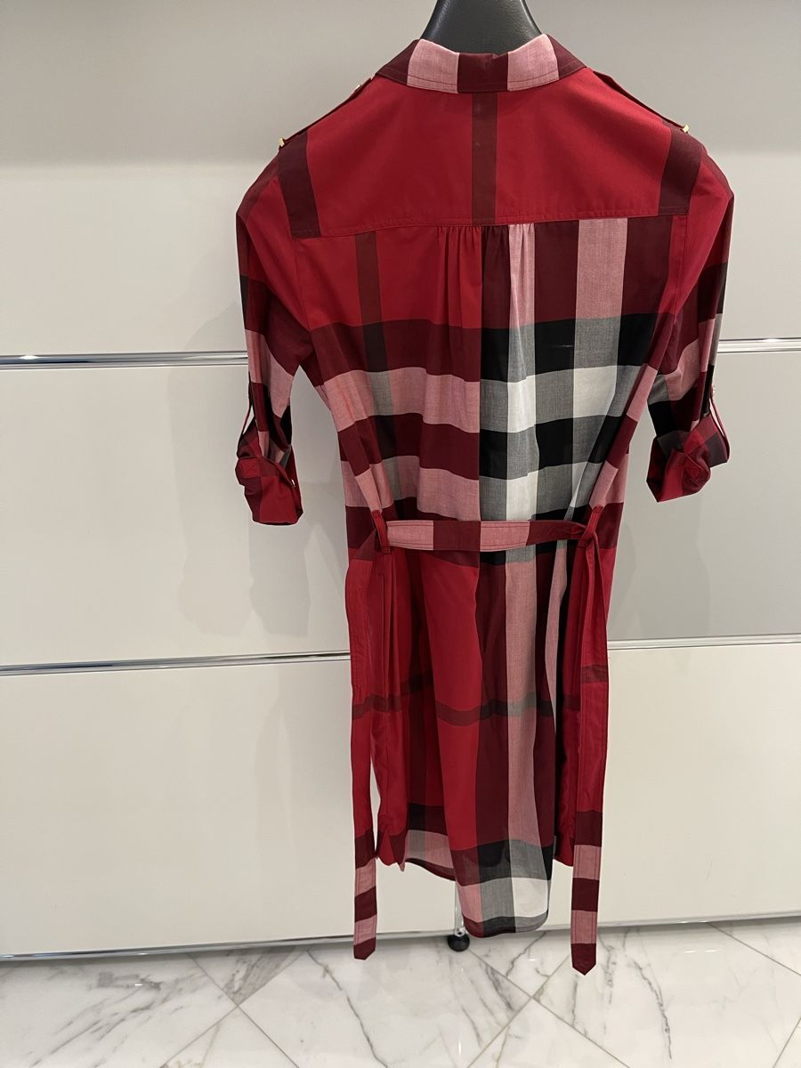 Burberry Vestiti: NEU Burberry Kleid Gr. 34 – Nuovo e nell'imballaggio originale da Wichtrach venduto da Adriana222 2
