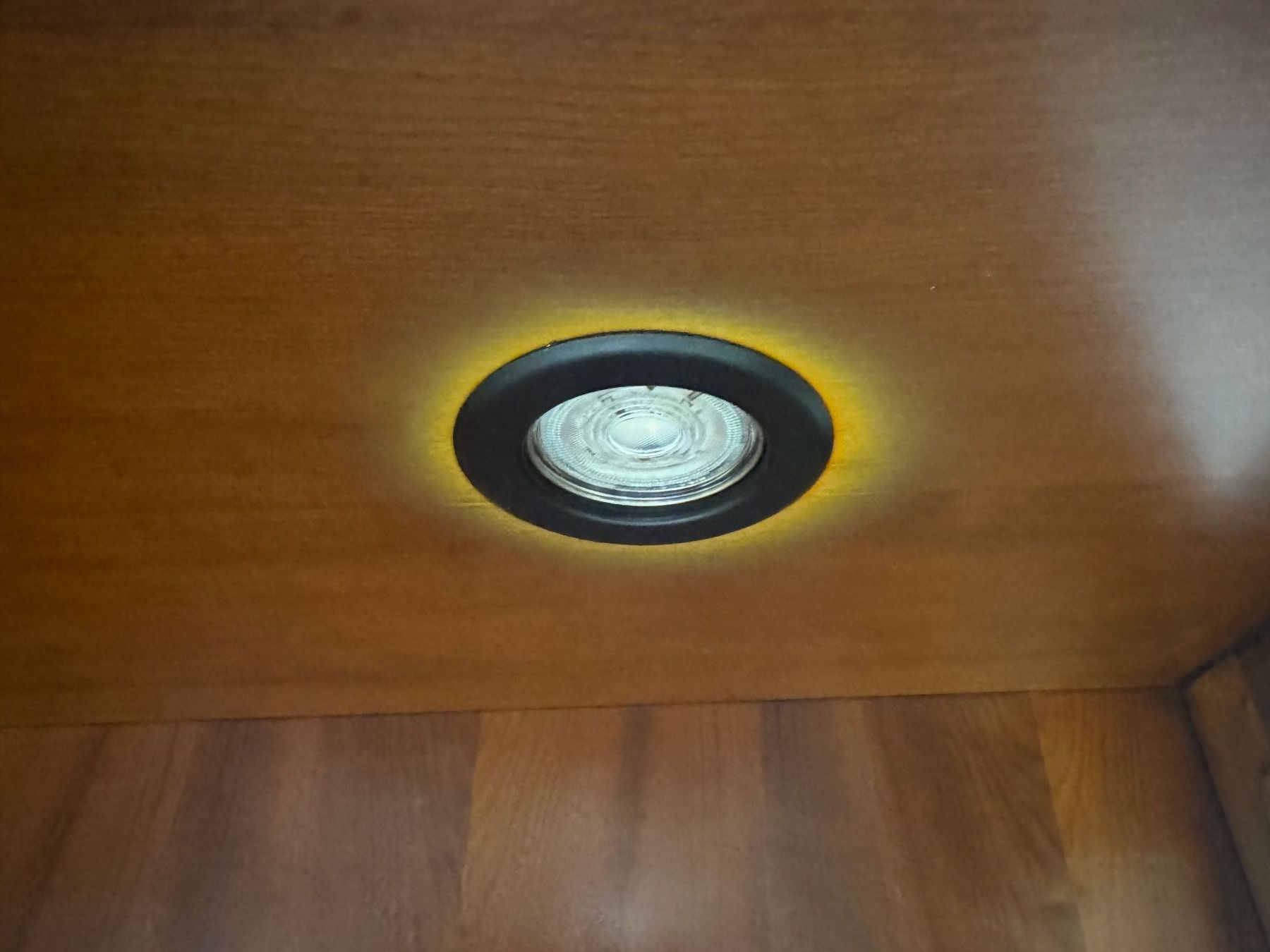 Vetrine: Vitrine – Usato da Altikon venduto da bau_85x7 1