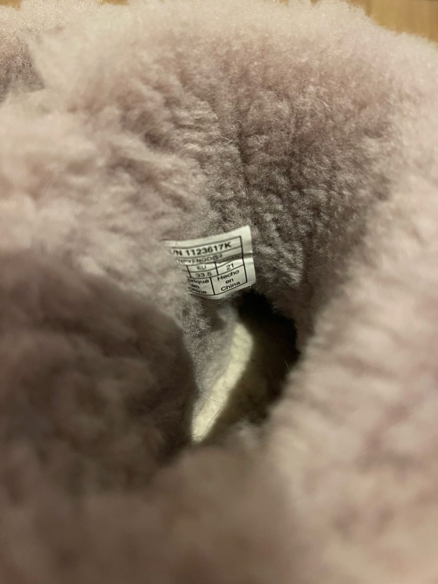 Ugg Scarpe per ragazze: UGG – Usato da Au ZH venduto da Shalima1985 4