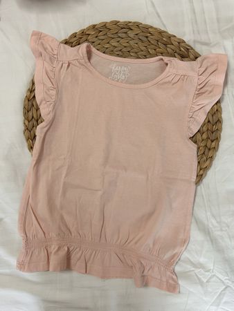 T-shirt rose volanté taille 6 ans C&A