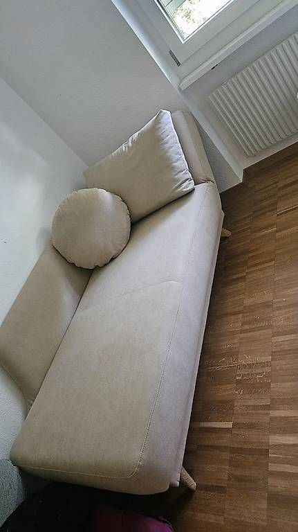 Divani: Recamiere / kleines hübsches Sofa – Usato da Lausen venduto da Miinalina 4