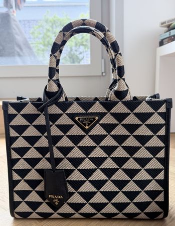 Prada Tote Symbole Jacquard schwarz beige neuwertig