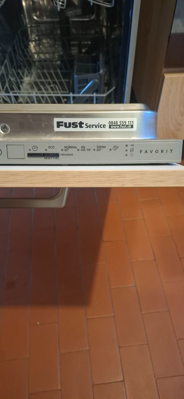 AEG Lavastoviglie: lave vaisselle aeg gs45av – Usato da Saxon venduto da yoa_jt8g 2