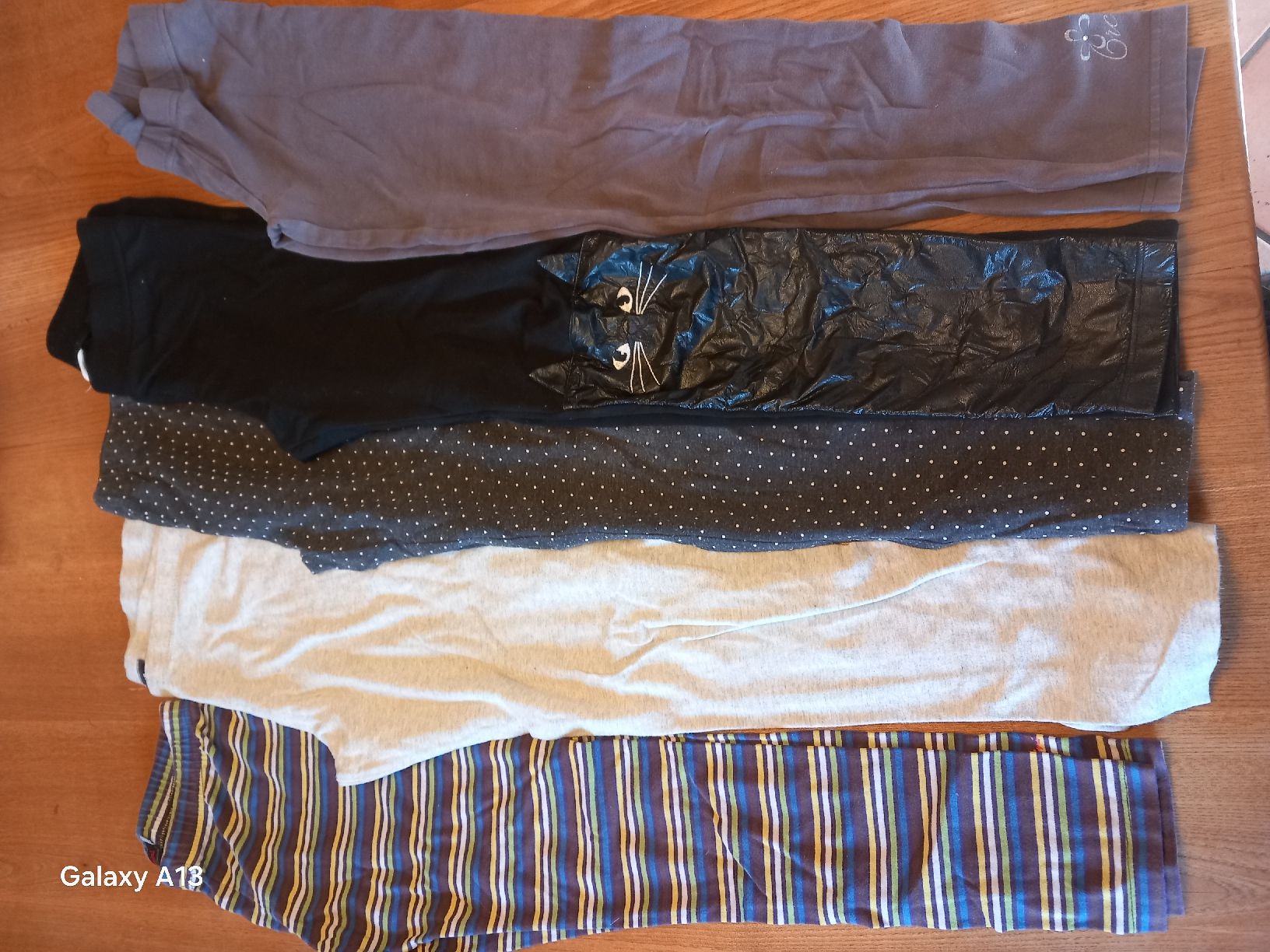 Calze & Collant: lot de 5 Leggings 140 – Usato da Courrendlin venduto da tititchoun